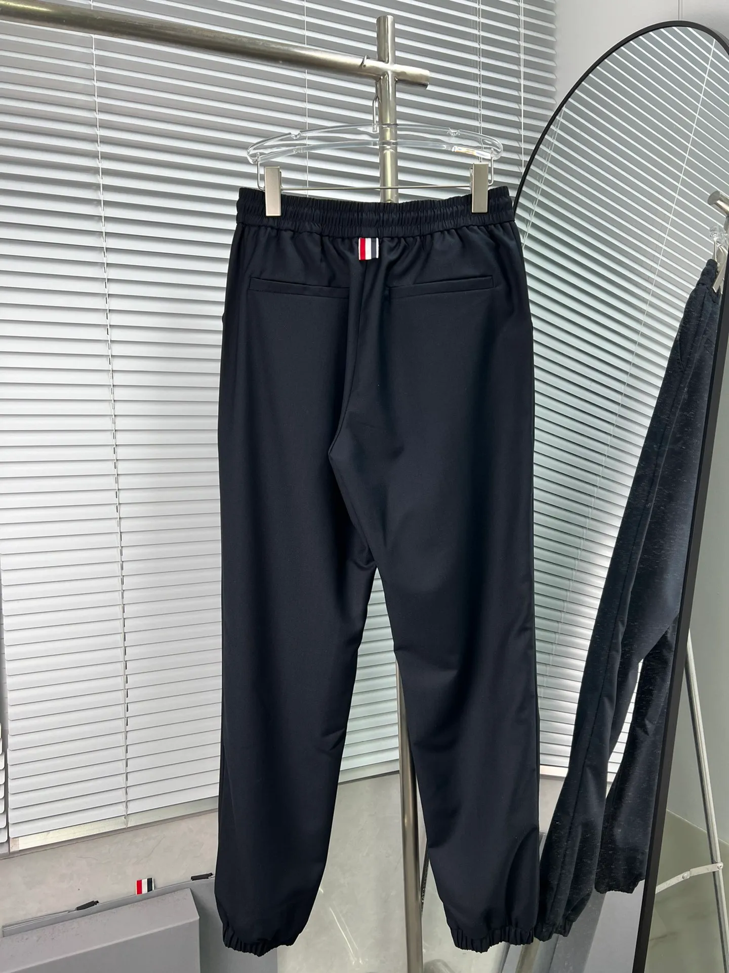 Thom Browne🇳🇱New Arrival ： ， Quality ， ，2 ， 。 Breathable( Same Style) ：Gray Blue Sizes: 12345